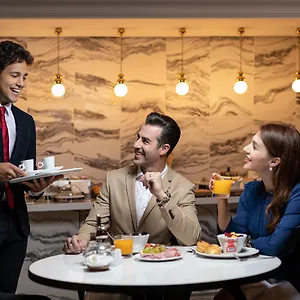 ***** Hotel La Clef Champs-elysees By The Crest Collection France